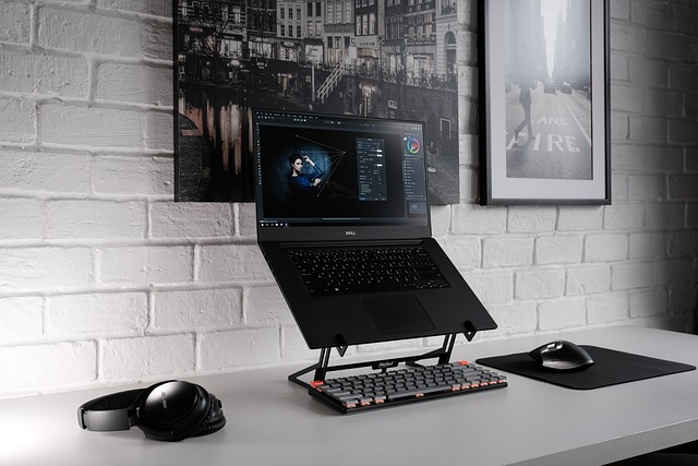 1774335028987105.jpg laptop-6332543_640.jpg